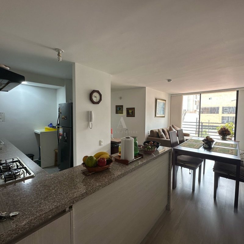 8CBD8551-7850-495E-9516-F46F9E0AFEF9