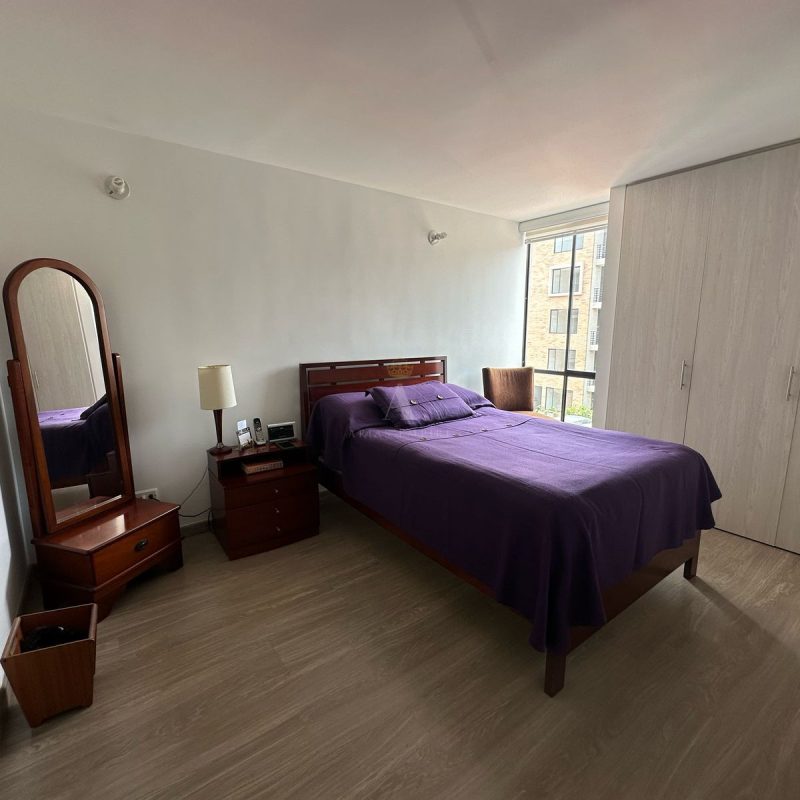 E98251CD-1EFB-449B-84B7-15224055ADC0