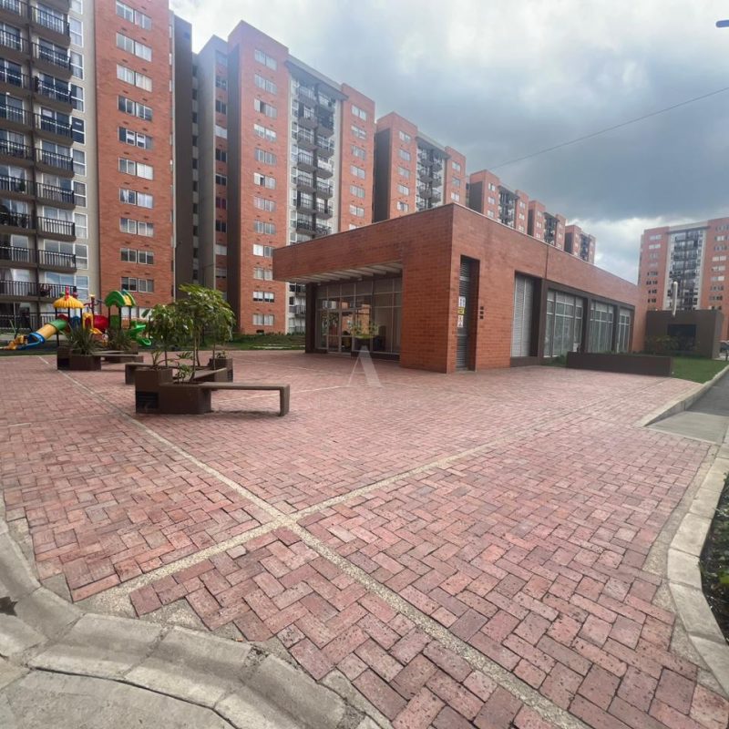 WhatsApp Image 2024-04-06 at 1.24.56 PM