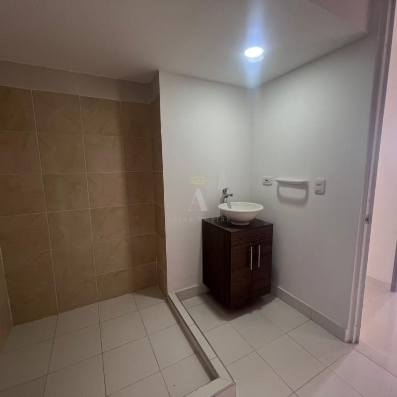 WhatsApp Image 2024-04-06 at 1.28.54 PM