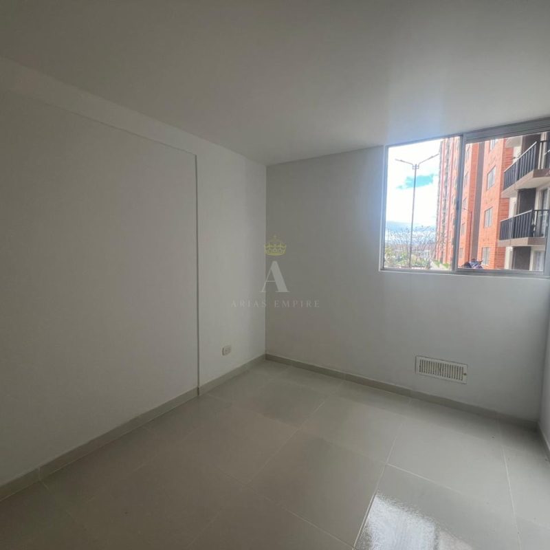 WhatsApp Image 2024-04-06 at 1.28.56 PM