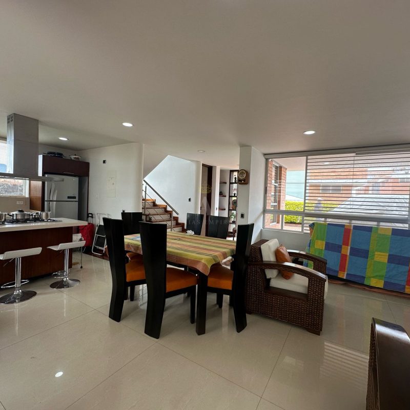 WhatsApp Image 2025-04-01 at 21.50.46 (2)