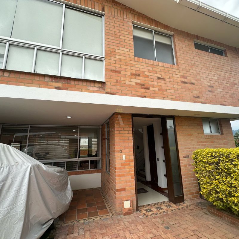 WhatsApp Image 2025-04-01 at 21.50.52 (1)