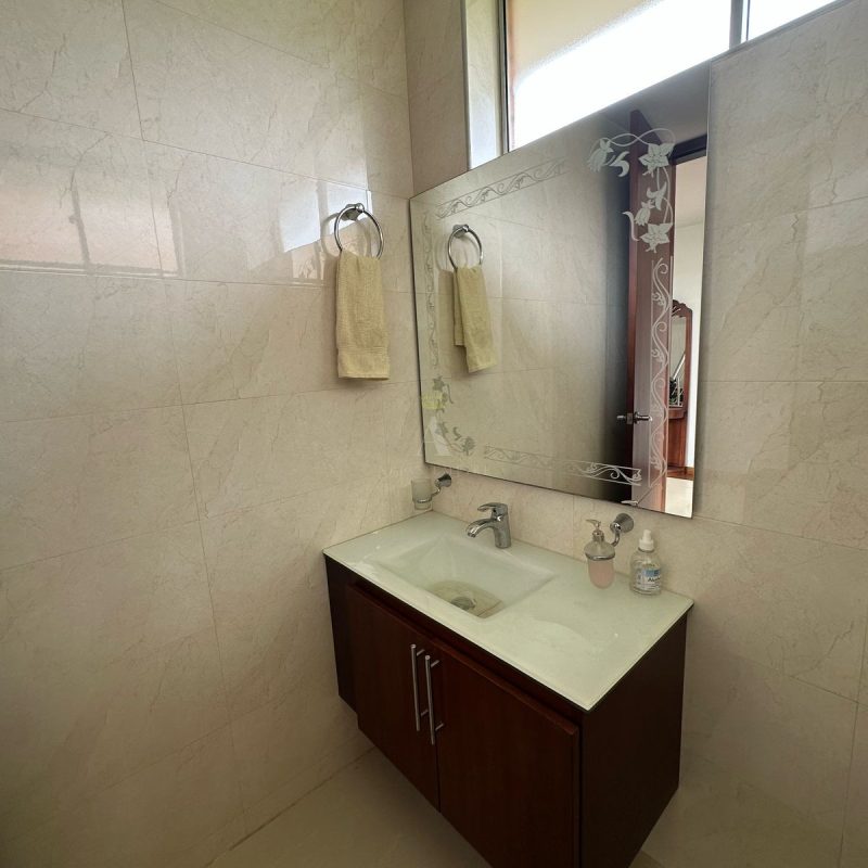 WhatsApp Image 2025-04-01 at 21.50.52 (2)