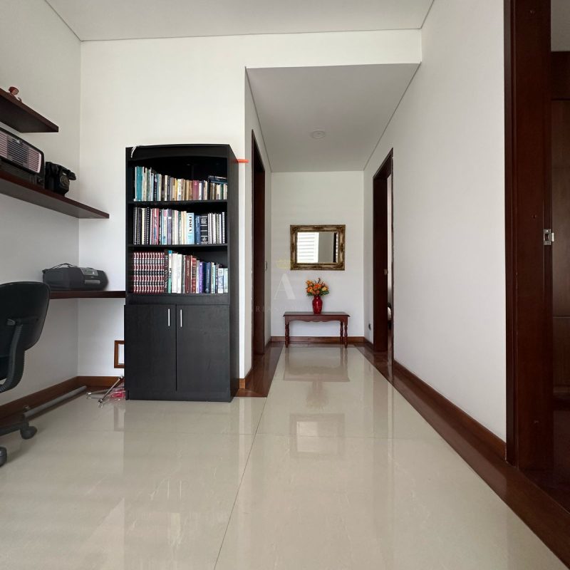 WhatsApp Image 2025-04-01 at 21.50.53