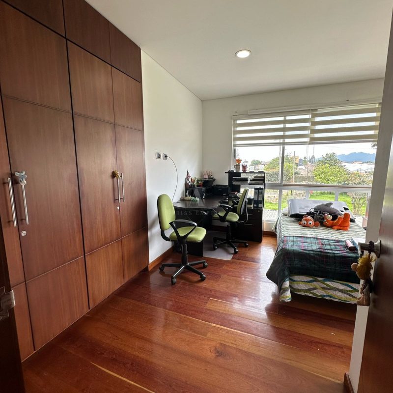 WhatsApp Image 2025-04-01 at 21.50.54 (3)