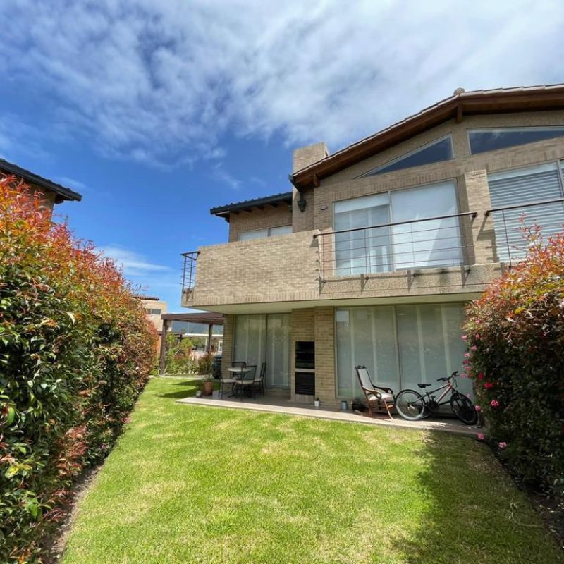 WhatsApp Image 2025-05-06 at 09.43.45 (3)