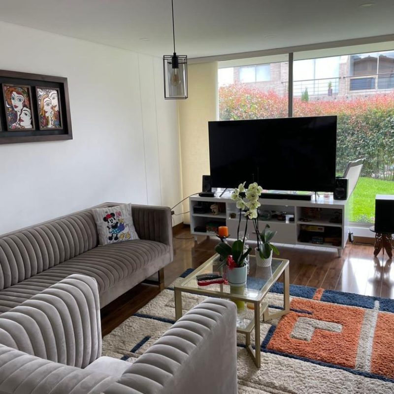 WhatsApp Image 2025-05-06 at 09.43.48 (3)