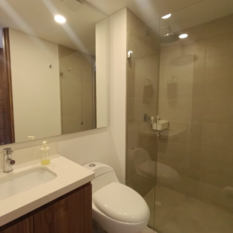 WhatsApp Image 2025-10-07 at 13.53.58 (3)