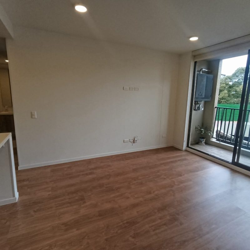 WhatsApp Image 2025-10-07 at 13.53.59