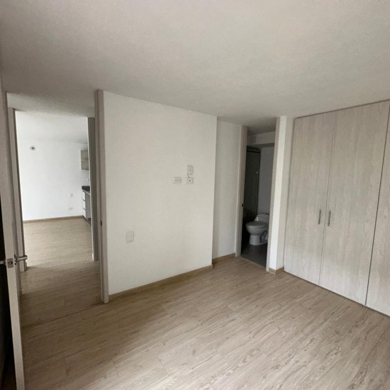 WhatsApp Image 2025-10-08 at 20.32.59 (13)