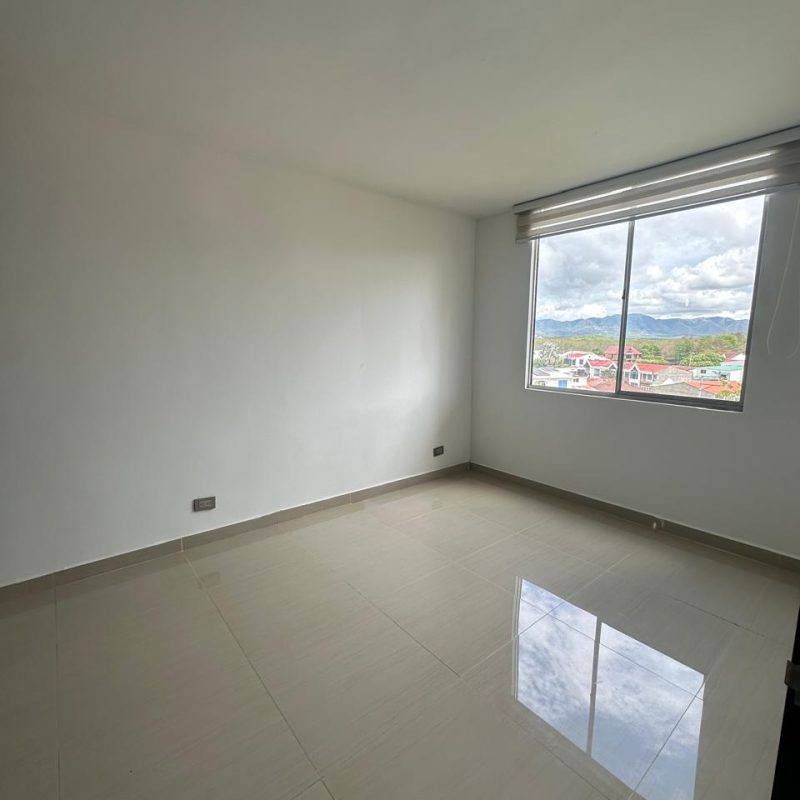 WhatsApp Image 2025-10-12 at 20.08.35 (3)