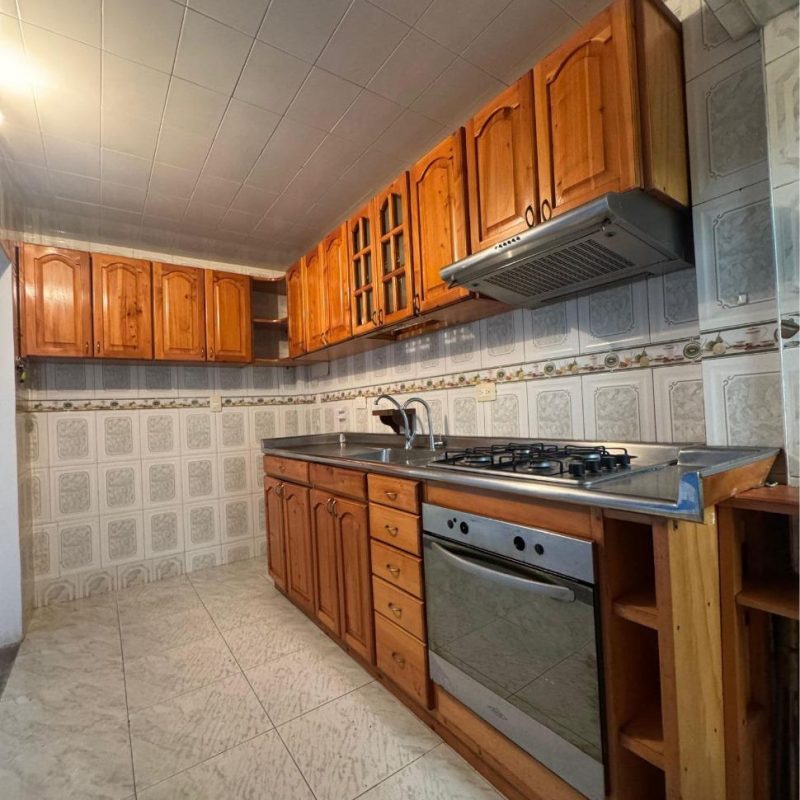 WhatsApp Image 2025-10-16 at 14.53.51 (4)