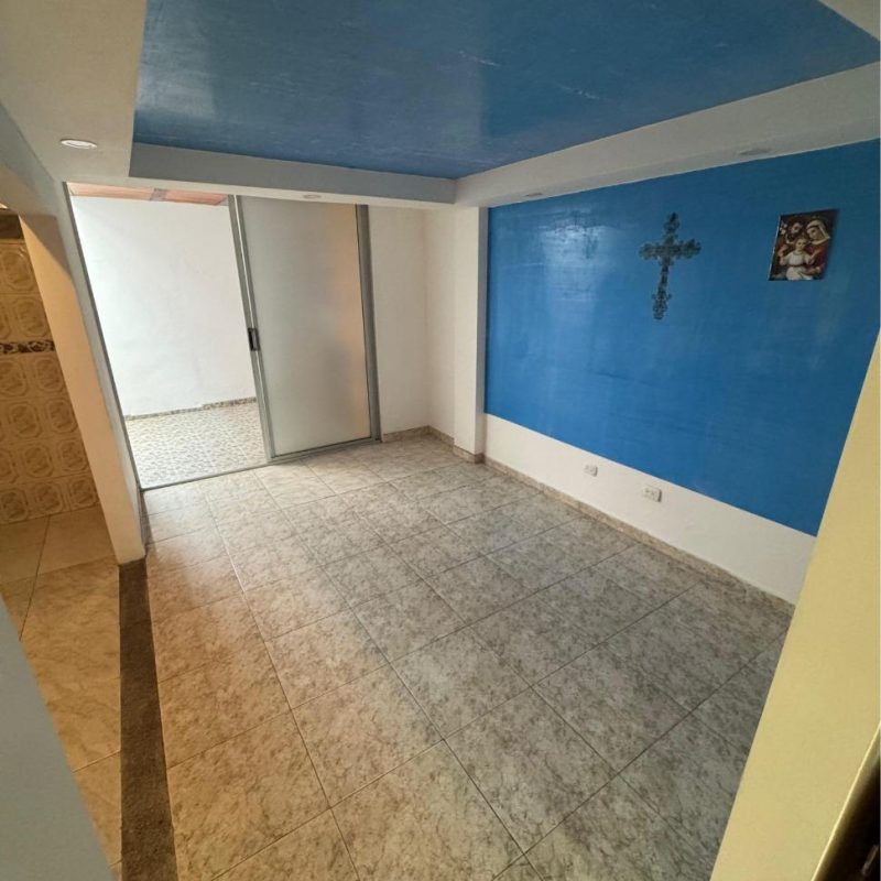 WhatsApp Image 2025-10-16 at 14.53.52