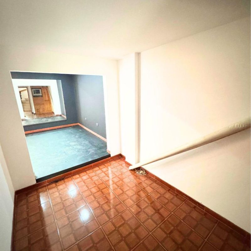 WhatsApp Image 2025-10-16 at 14.53.54