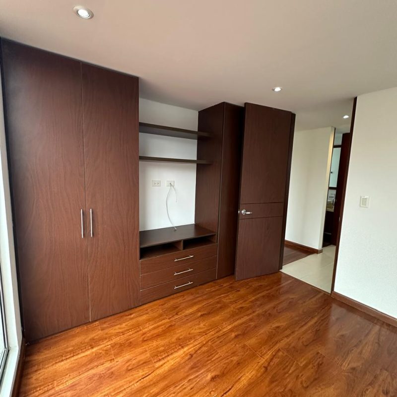 WhatsApp Image 2025-10-27 at 09.21.15 (15)