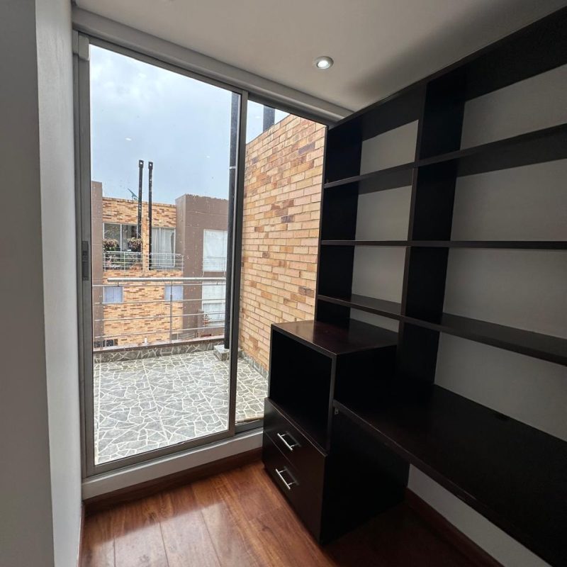 WhatsApp Image 2025-10-27 at 09.21.15 (17)