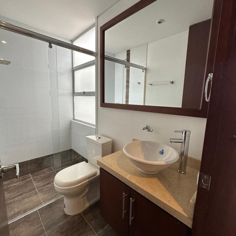 WhatsApp Image 2025-10-27 at 09.21.15 (18)