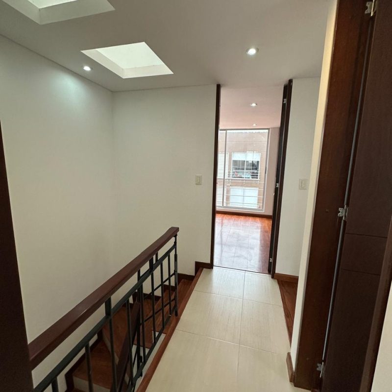 WhatsApp Image 2025-10-27 at 09.21.16