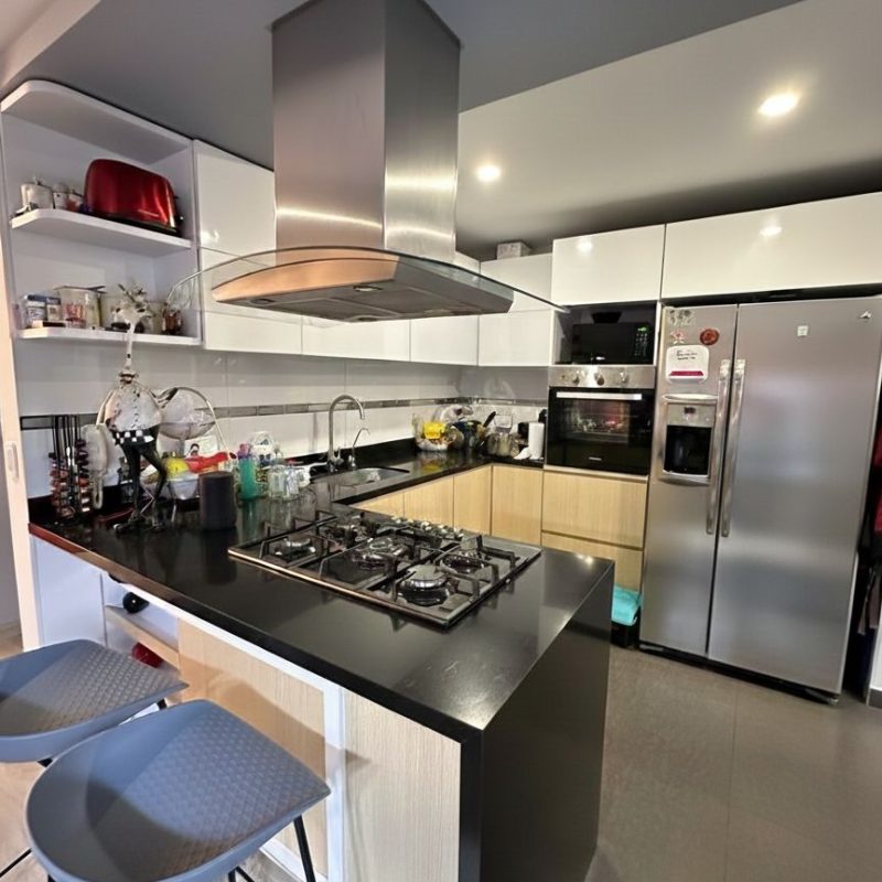 WhatsApp Image 2025-11-26 at 20.33.03