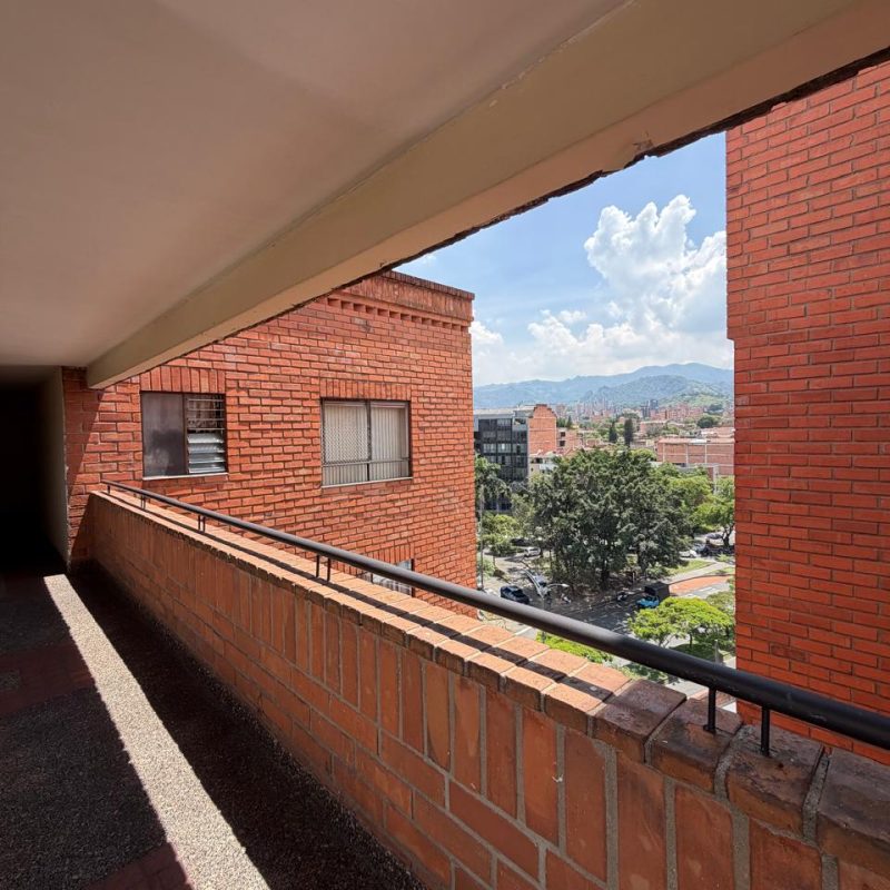 WhatsApp Image 2026-03-29 at 08.22.08 (2)