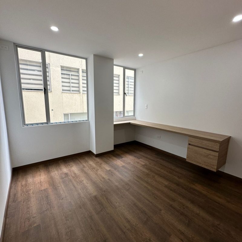 WhatsApp Image 2026-04-09 at 20.40.30 (4)