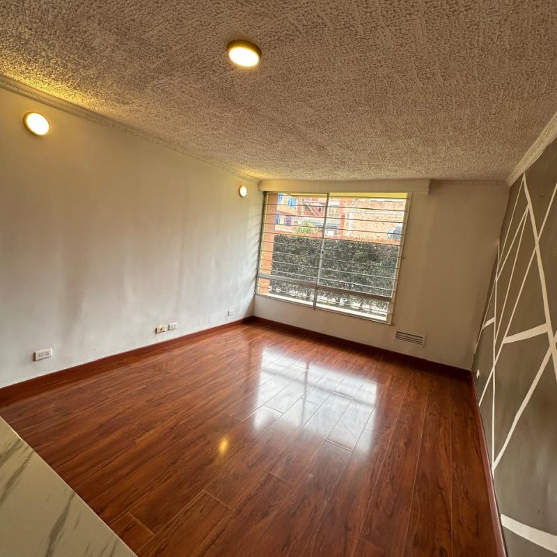 WhatsApp Image 2026-04-16 at 21.53.26 (11)