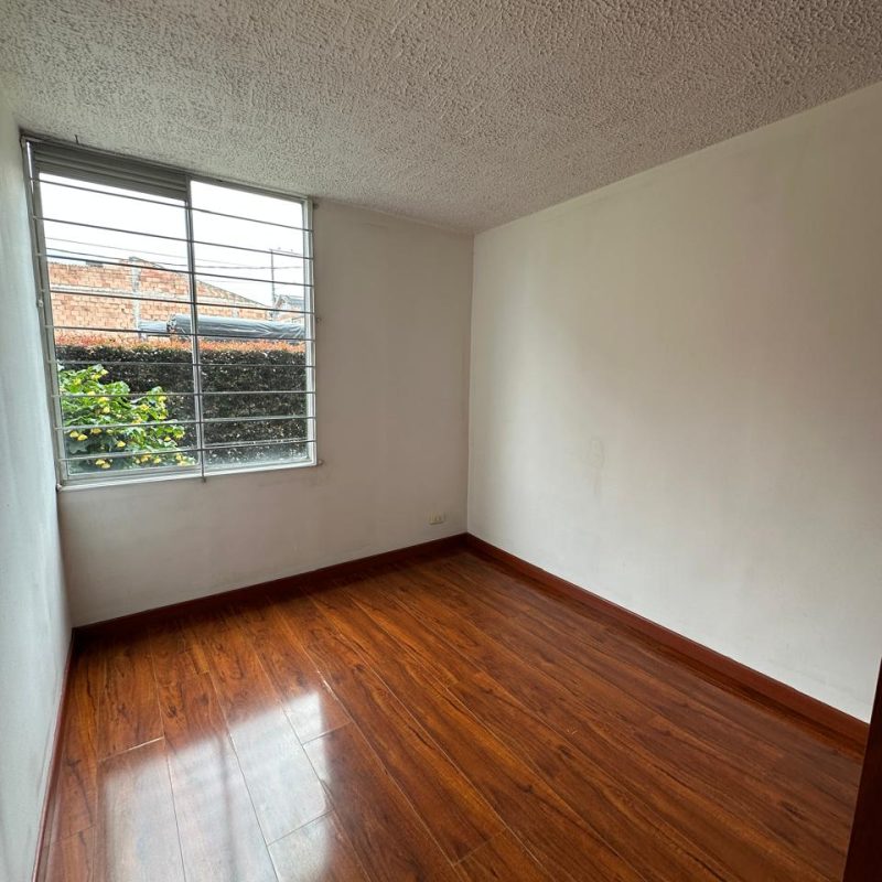 WhatsApp Image 2026-04-16 at 21.53.26 (7)