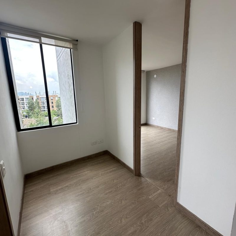 WhatsApp Image 2026-04-16 at 21.54.21 (4)