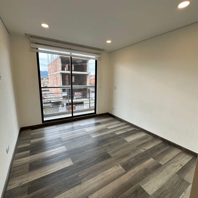 WhatsApp Image 2026-04-22 at 20.21.38 (2)