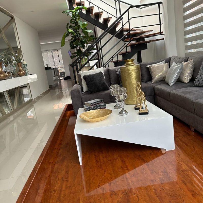 ae15be66-d3ef-432a-8fd6-7c76c7f36530