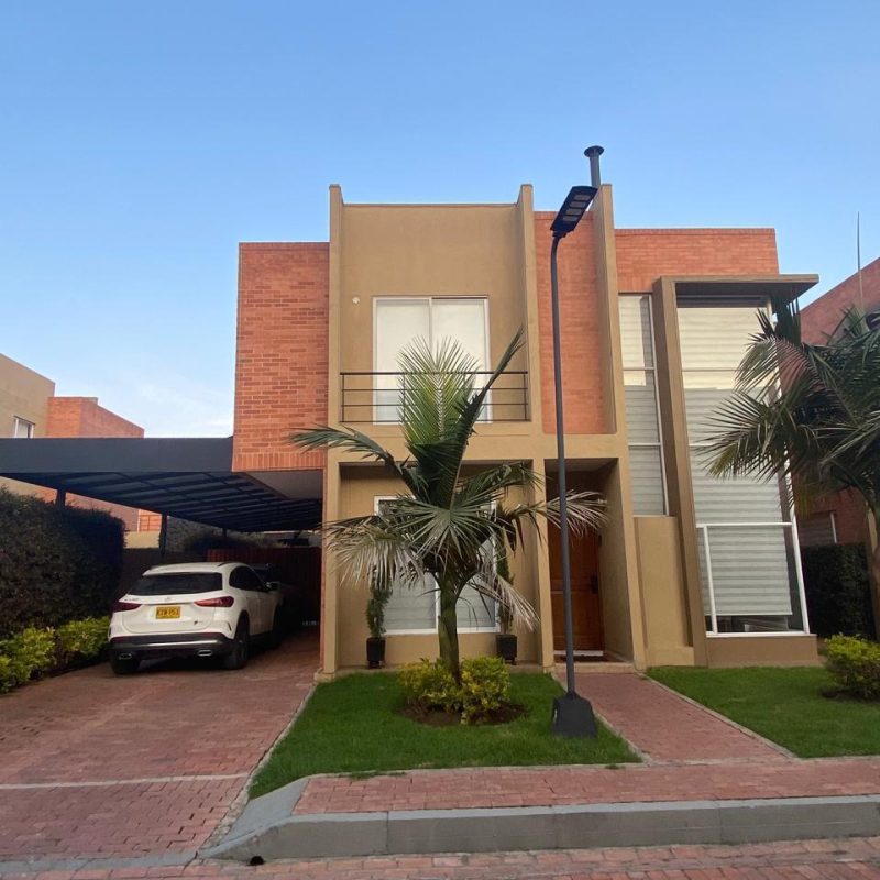 d54e7e9a-b3d1-41bc-9484-50df93669899